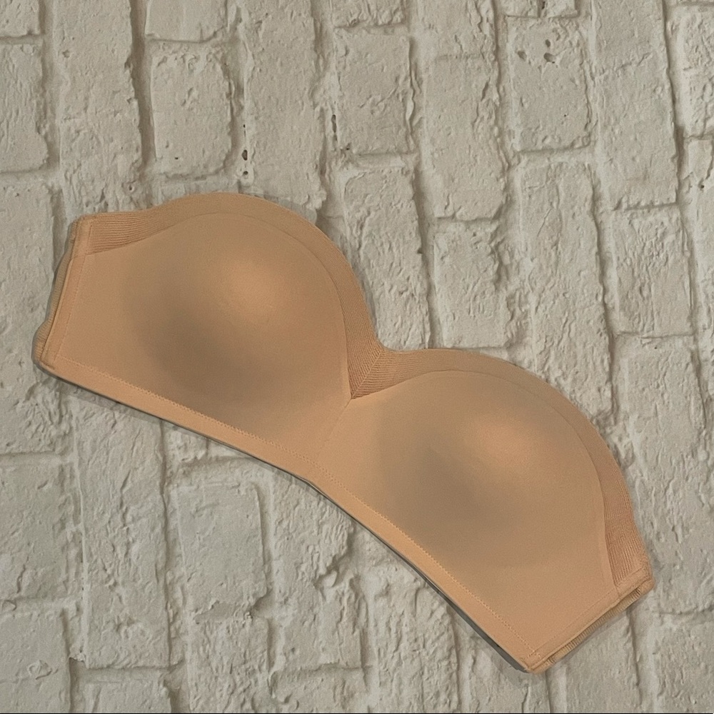 Lively No-Wire Strapless Bra